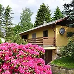 Ferienhaus In Suhl In Der Naehe Des Rennsteigs * Suhl