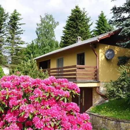 Ferienhaus In Suhl In Der Naehe Des Rennsteigs * Suhl