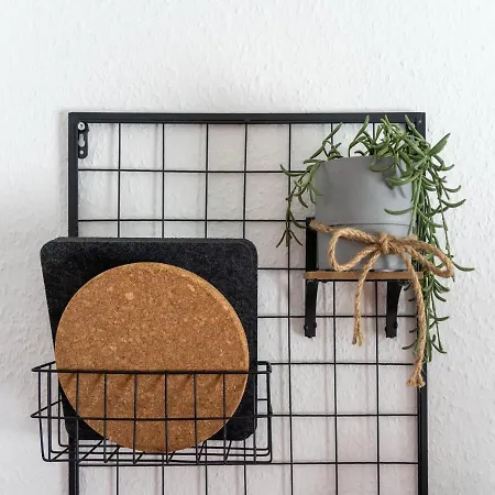 Holiday Home In Suhl Near Rennsteig Trail Hébergement de vacances *